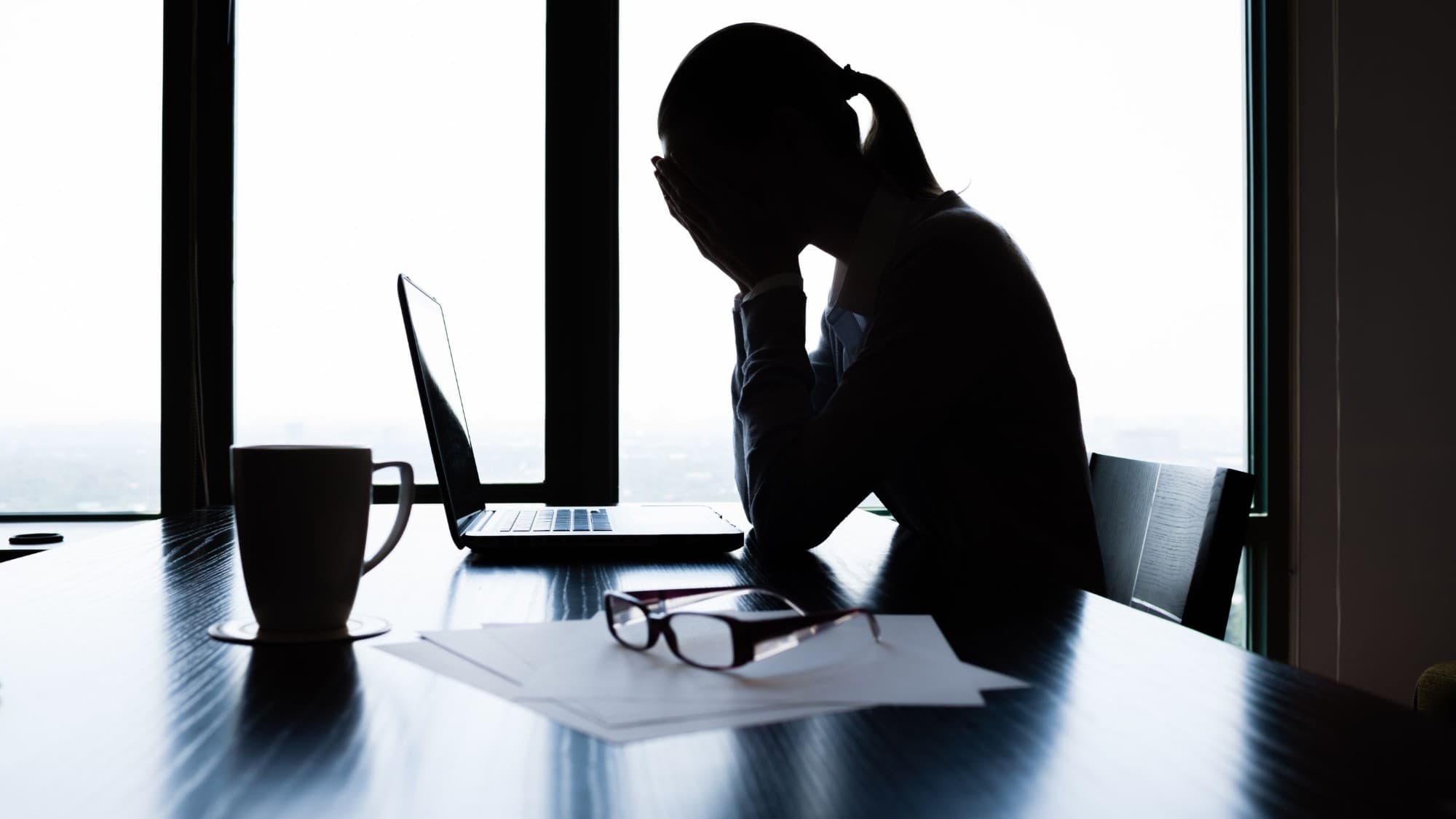 Salariée en situation de stress au travail